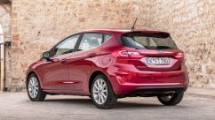 Ford Fiesta вид сзади