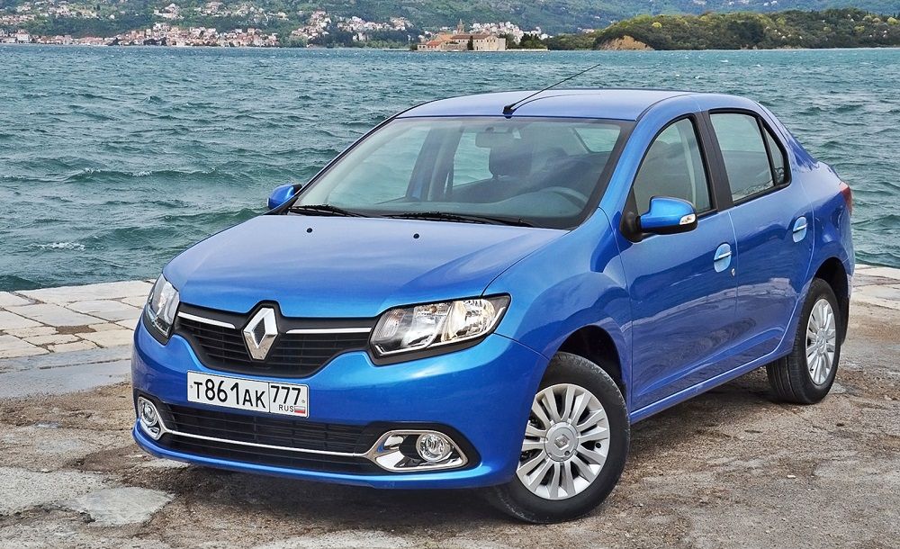 Подержанный автомобиль до 500 тысяч рублей Renault Logan