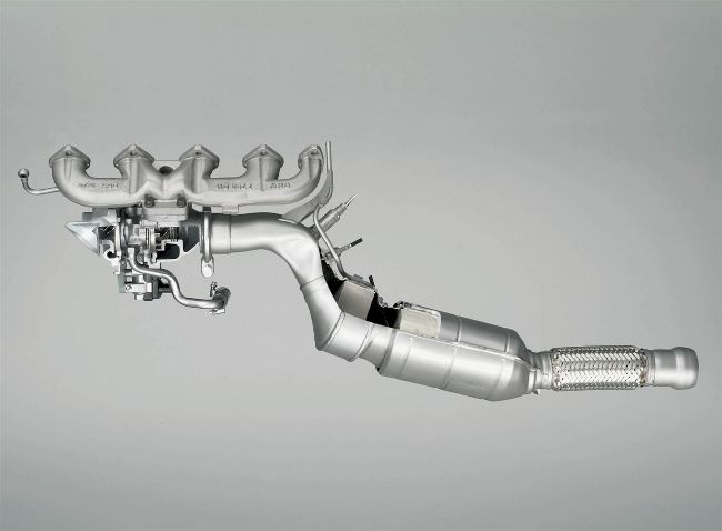 Турбонагнетатель - сажевый фильтр - каталитический нейтрализатор двигателя M67
