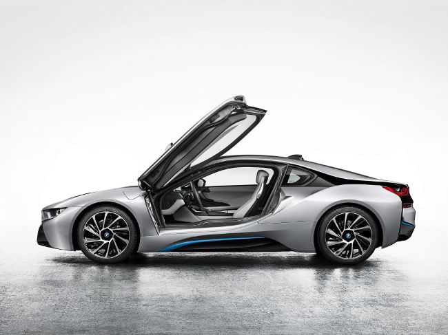 BMW i8 Coupe i12