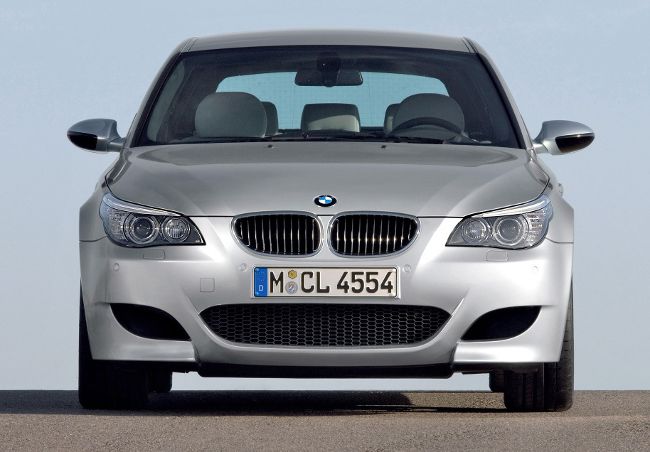 Фото универсала BMW M5 E61 S