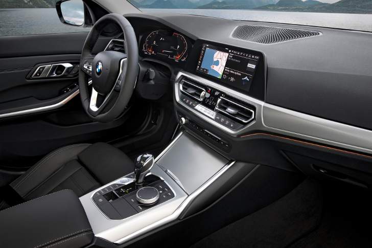 Interior BMW G20 3 Series 2019