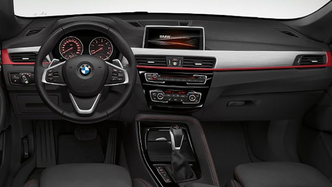 Салон BMW X1 F48 с пакетом Sport Line