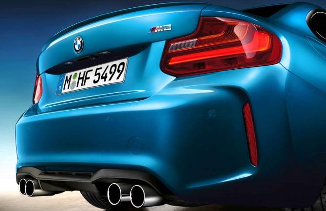 Задняя мощная часть BMW M2 F87