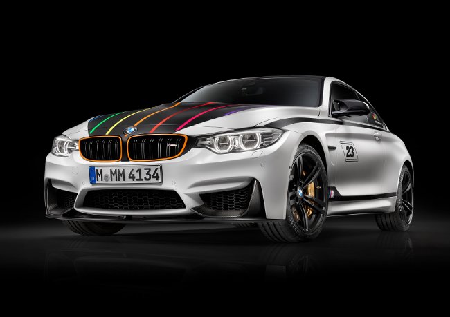 BMW M4 DTM Champion Edition F82 - спереди