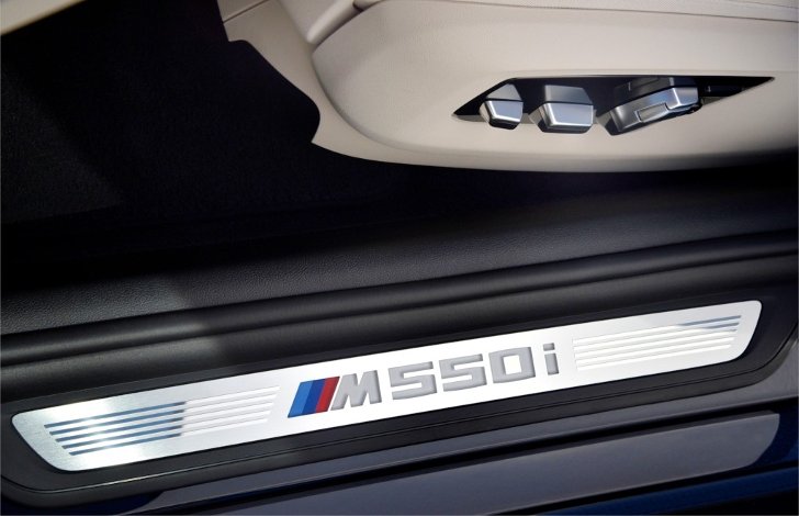 Дверной-порог-BMW-M550i-xDive-G30-5-Series