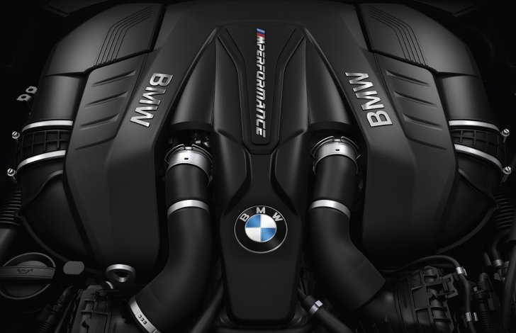 Двигатель-BMW-M550i-xDive-G30-5-Series