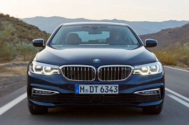 Фото-BMW-530d-xDrive-G30