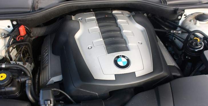 BMW E65 E66 V8 N62 4.0 4.4